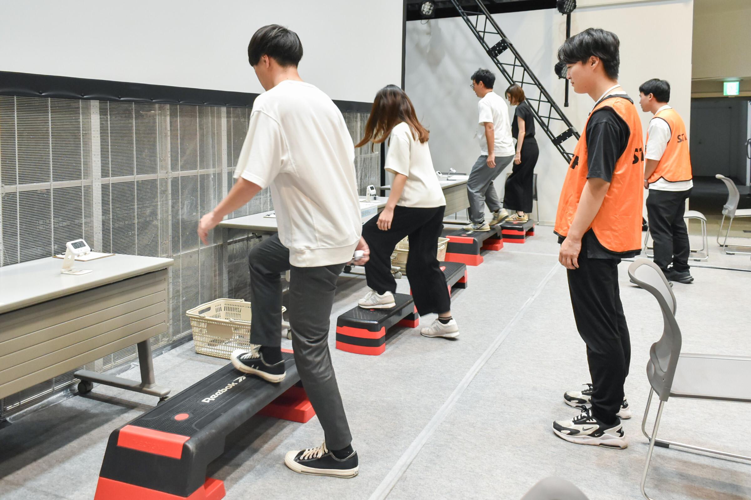 ステップ台運動の様子