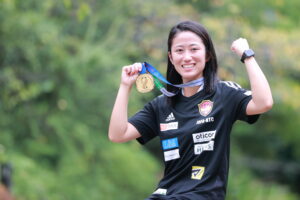 女子サッカー宮田選手