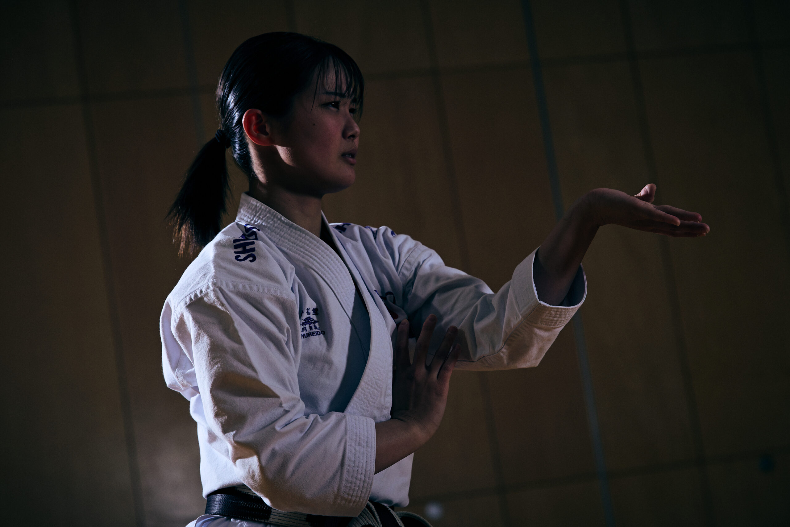 The photo of Ogura playing Kata.