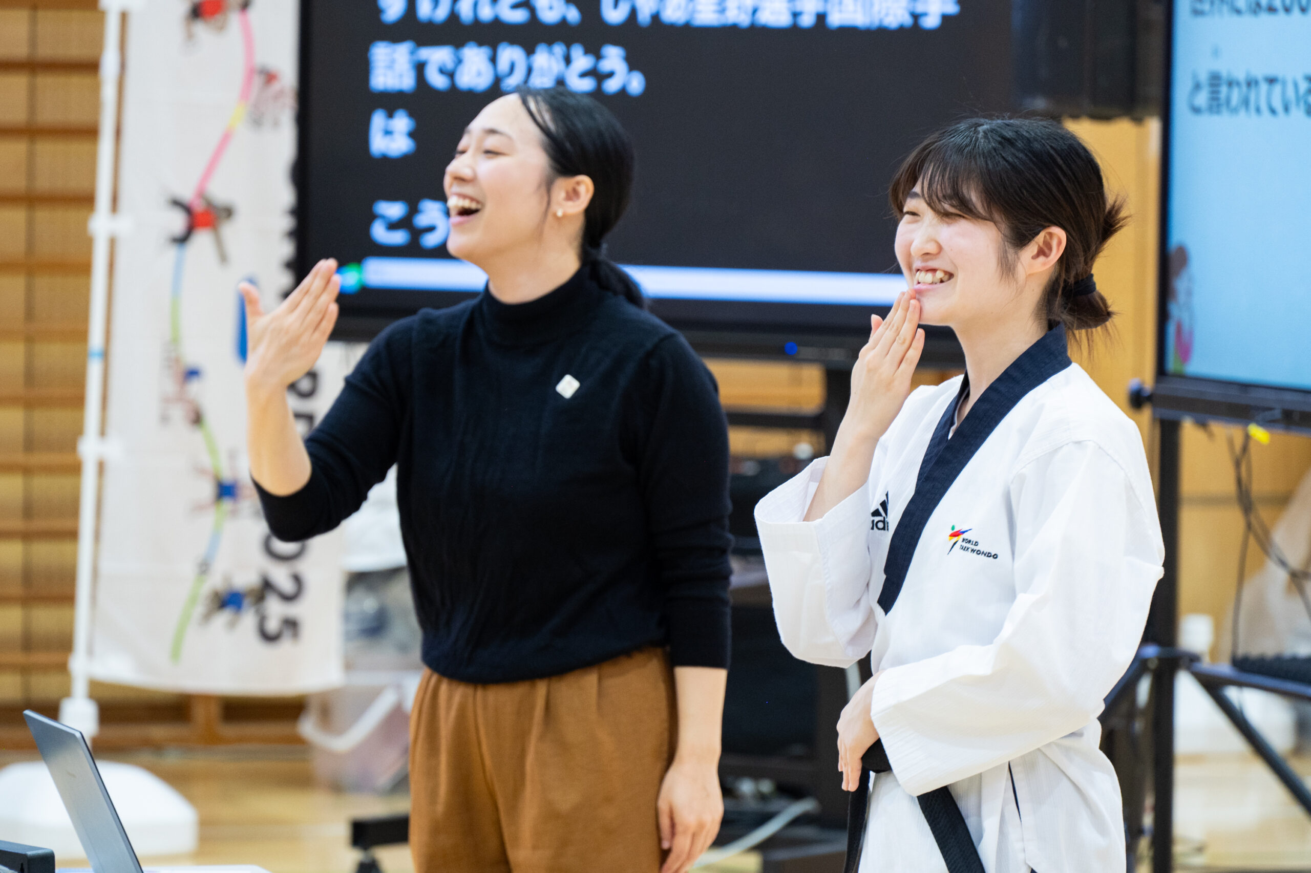 デフリンピック特別授業『きこえないってどんな世界？ ～“異言語謎解き