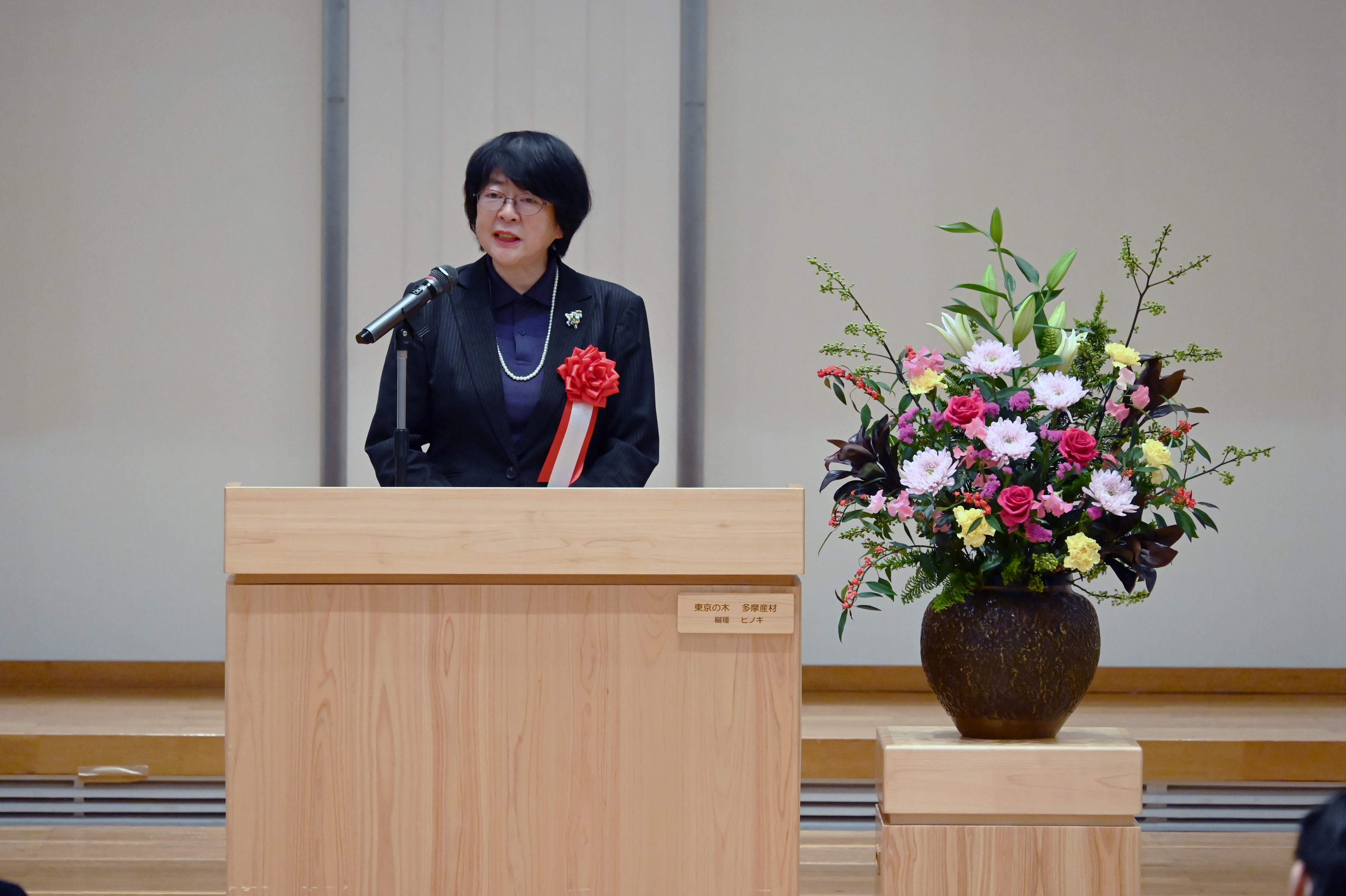 祝辞を述べる（公社）東京都障害者スポーツ協会会長延與　桂 氏